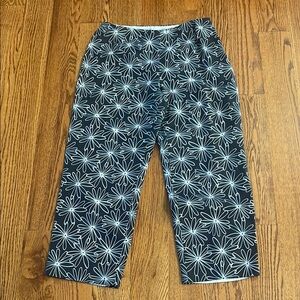 Signature Black and White Floral Silk Capris